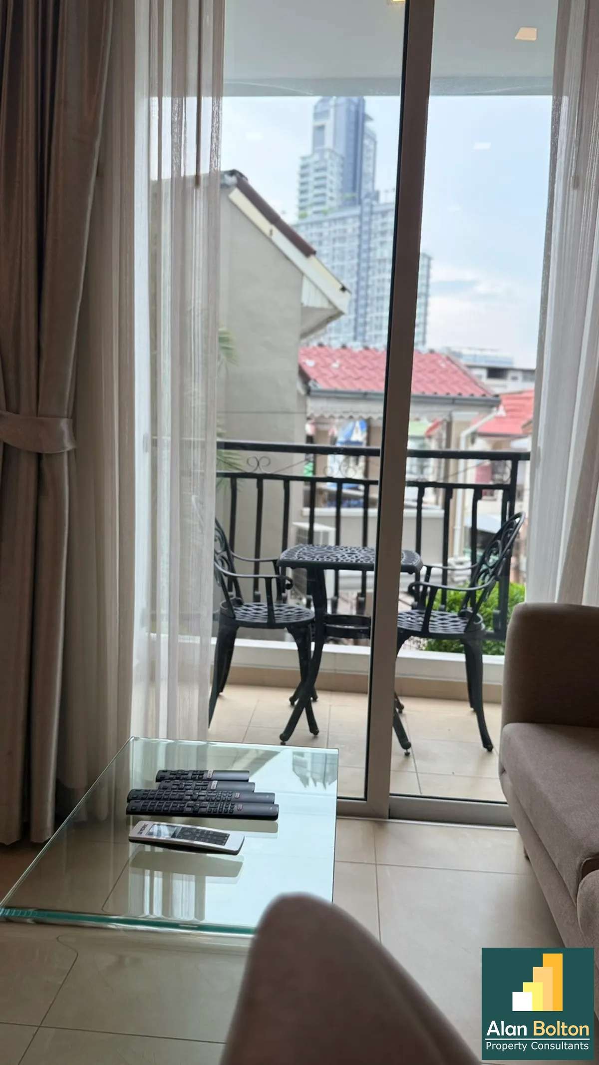 1 Bedroom Condo For Rent In South Pattaya photo 13