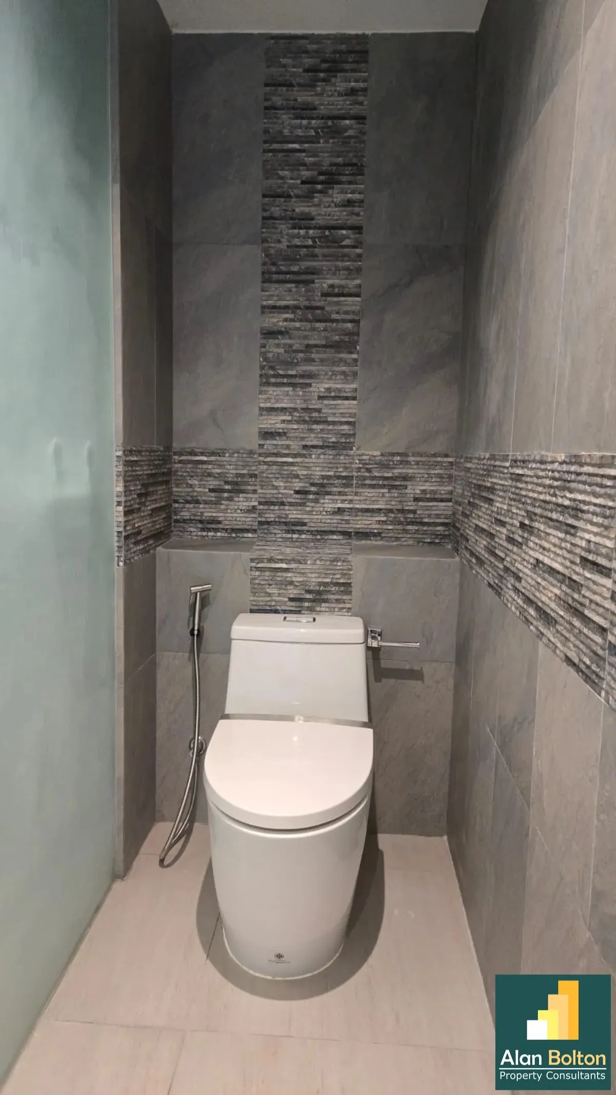 Studio 1 Bathroom in Pratumnak photo 16
