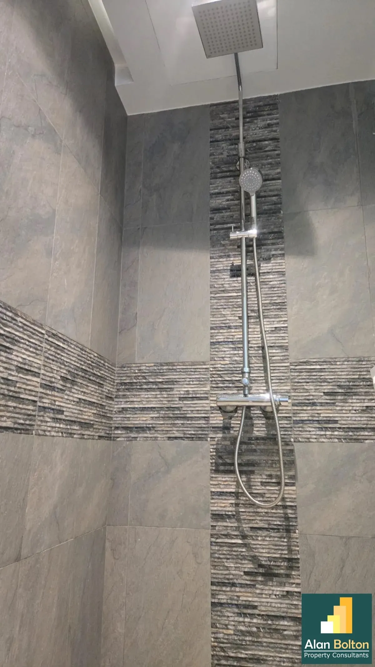 Studio 1 Bathroom in Pratumnak photo 17