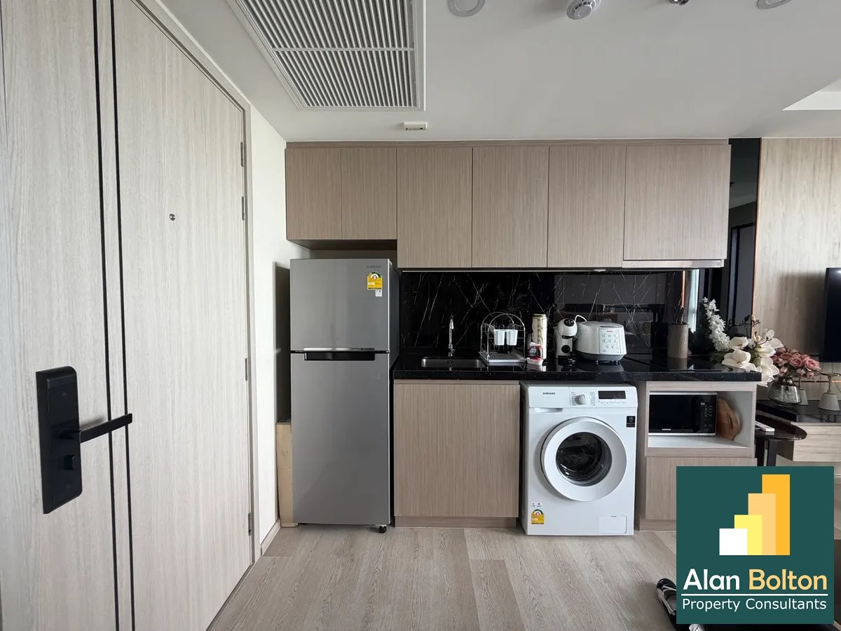 Ocean View Condo For Rent In Prahtamnak photo 5