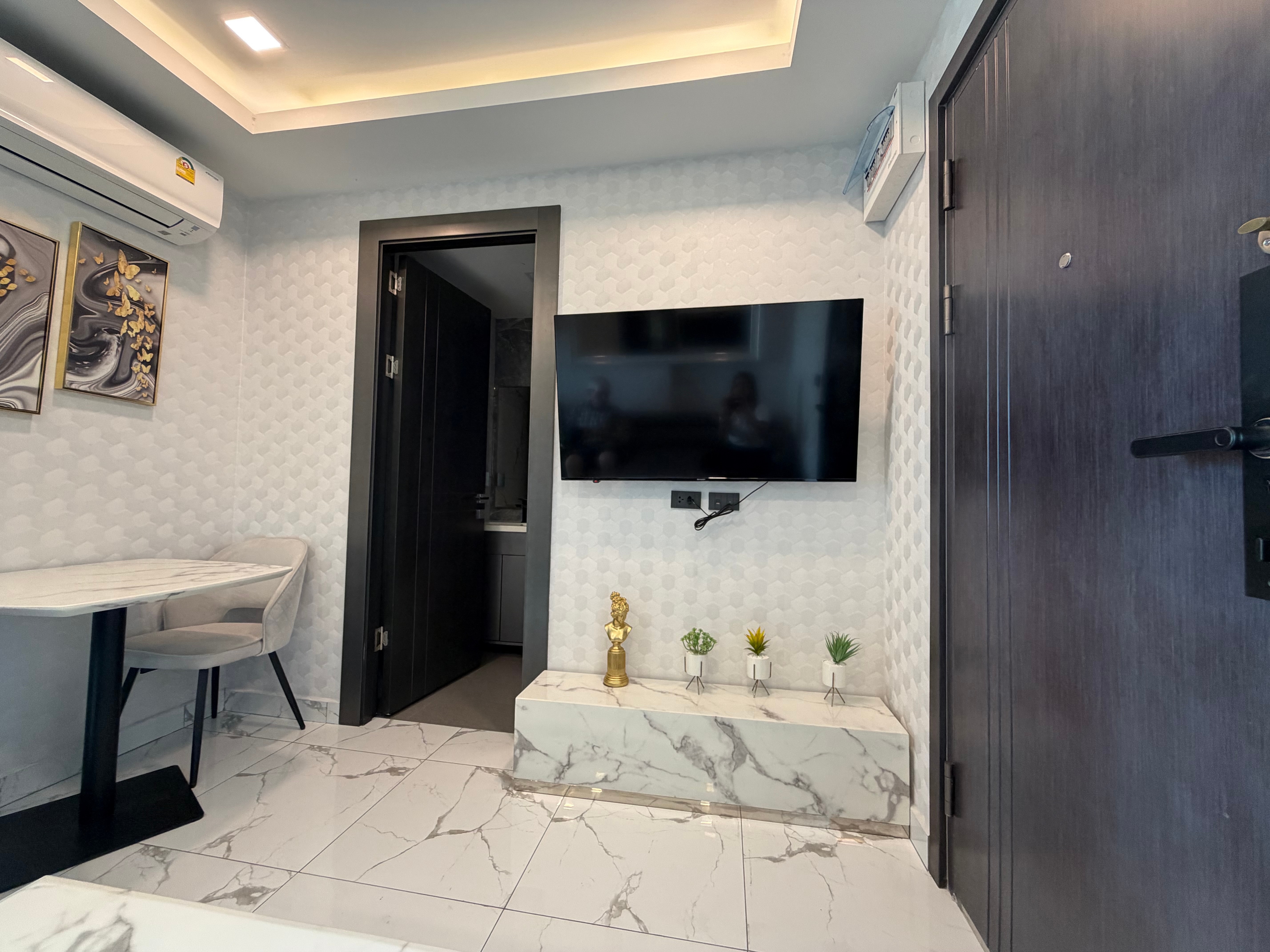 One bedroom Condo For rent In central Pattaya photo 14