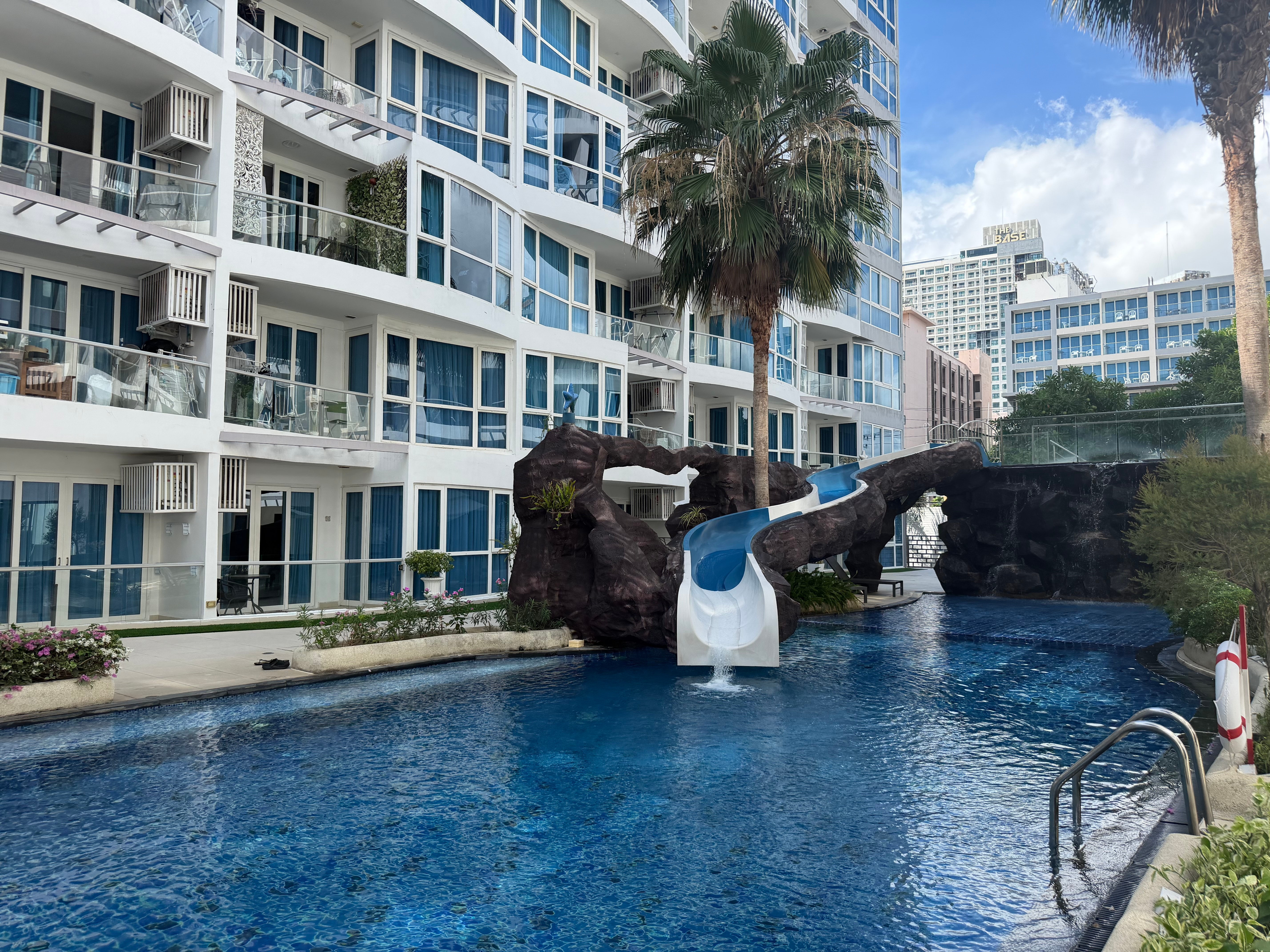 3 Bedroom Condo For Sale In Central Pattaya photo 14