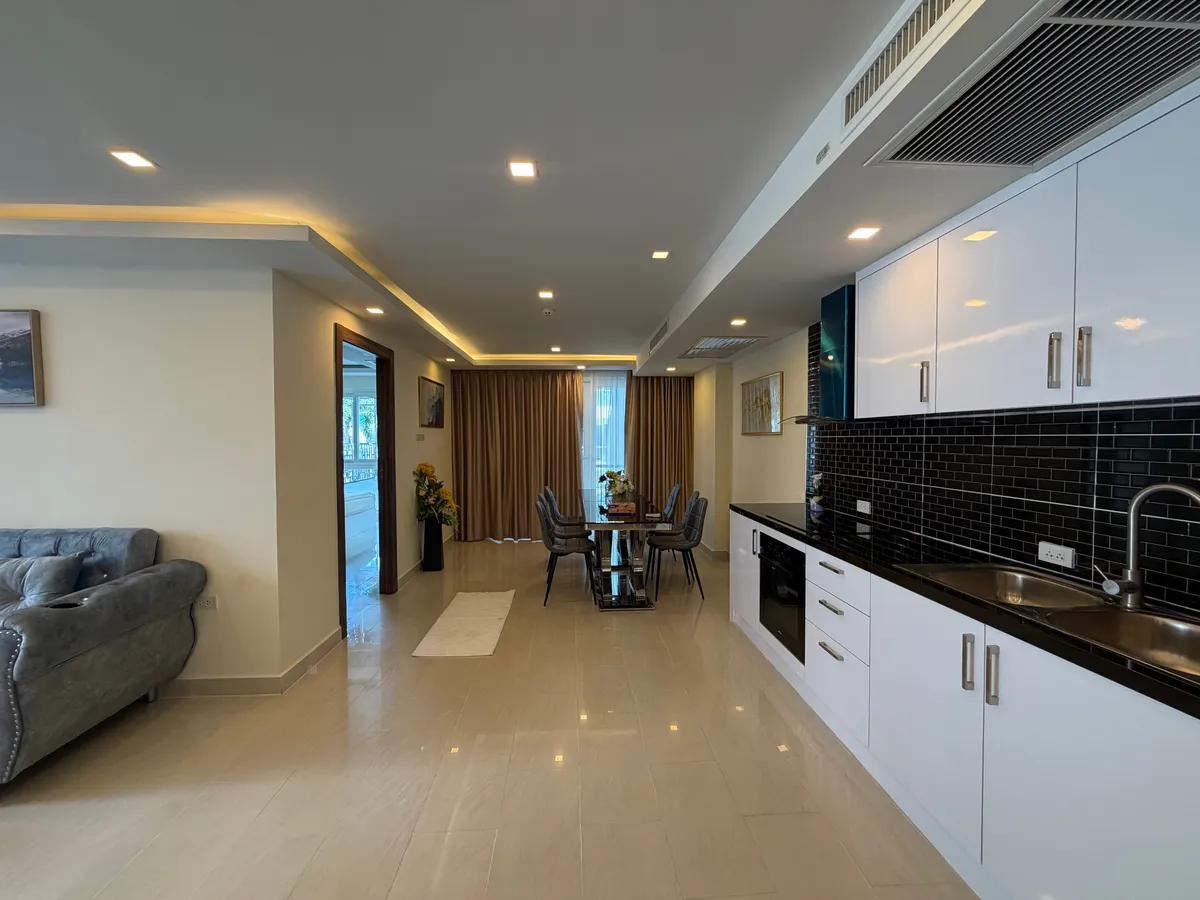 3 Bedroom Condo For Sale In Central Pattaya photo 16