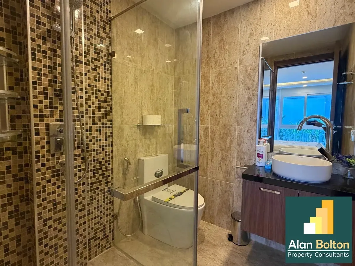3 Bedroom Condo For Sale In Central Pattaya photo 10