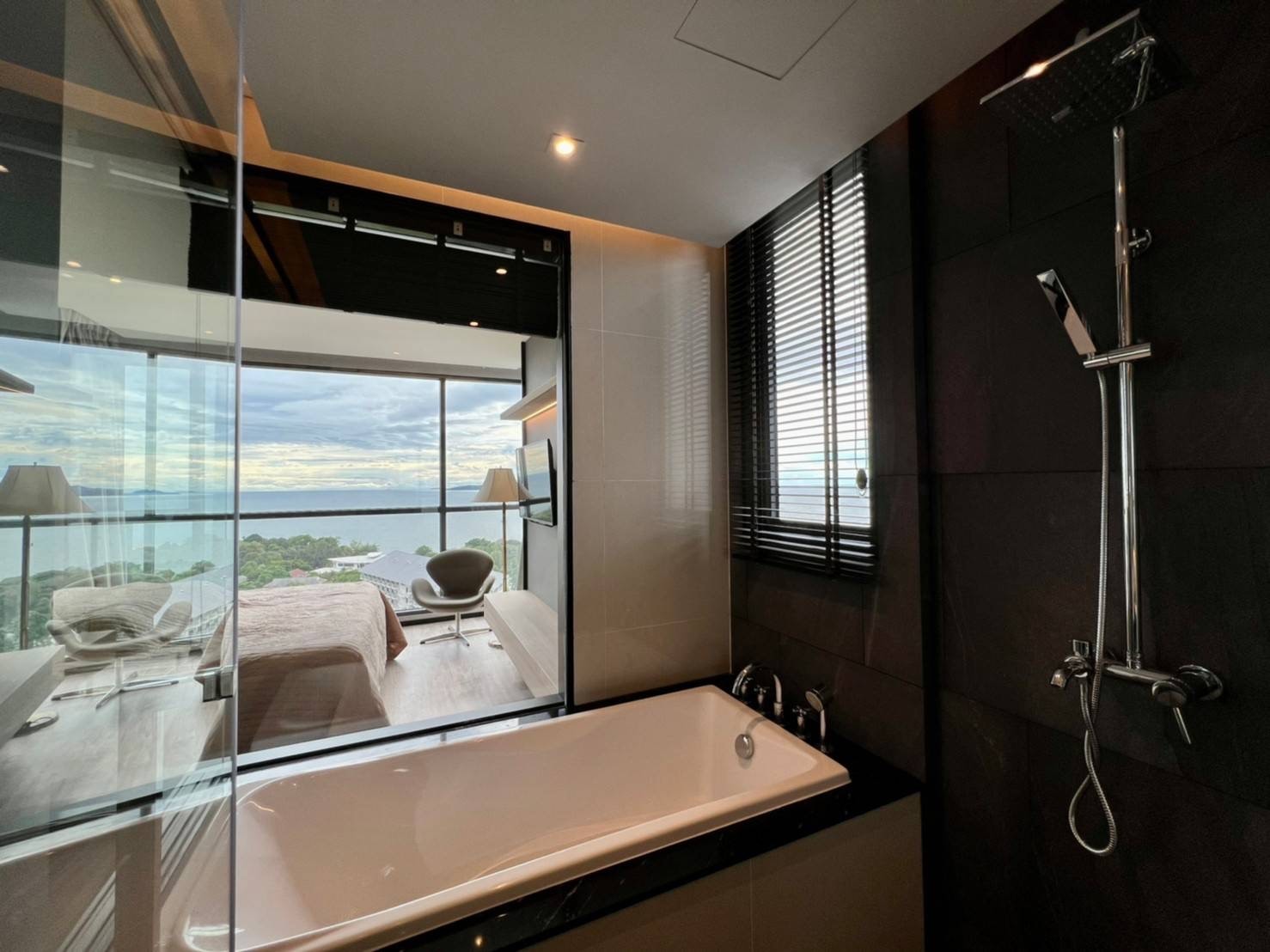 3 Bedrooms Ocean View Condo For Rent In Cosy Beach photo 9