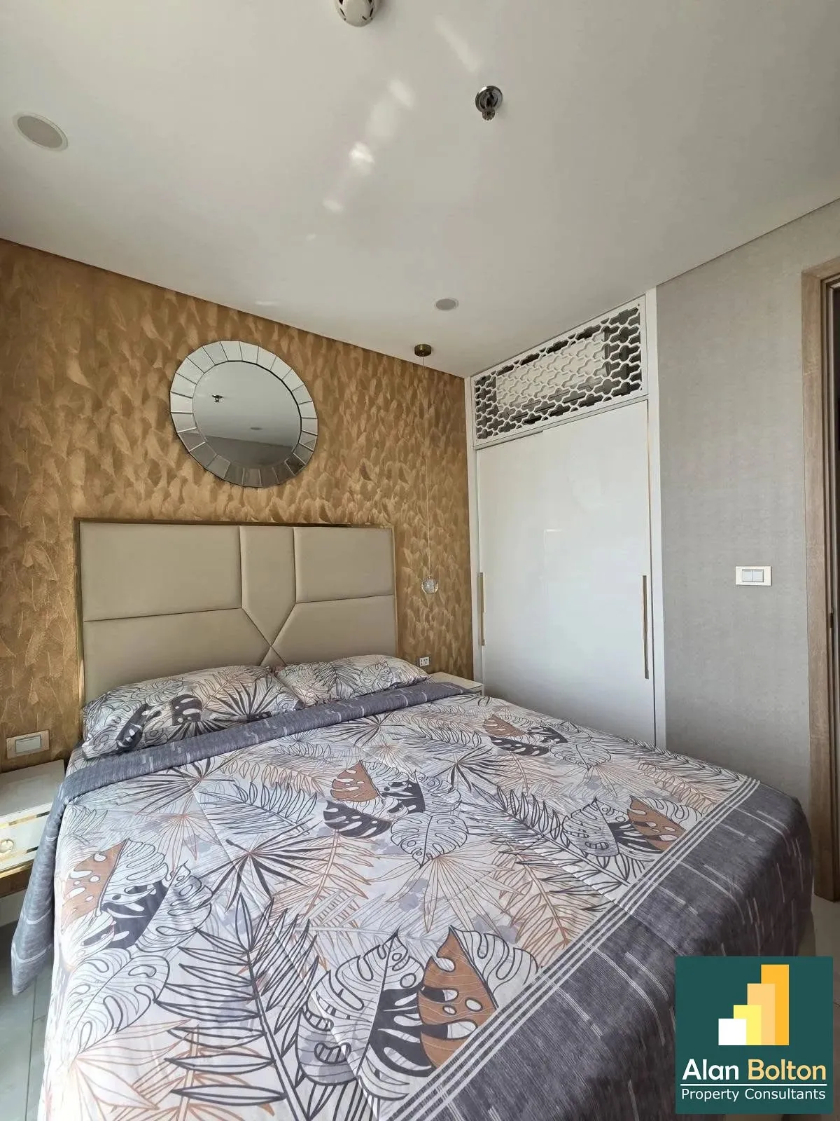 Hot Deal Copacabana for sale ขายคอนโคปาคาบาน่า เพียง 3.7 ล้านบาท photo 2