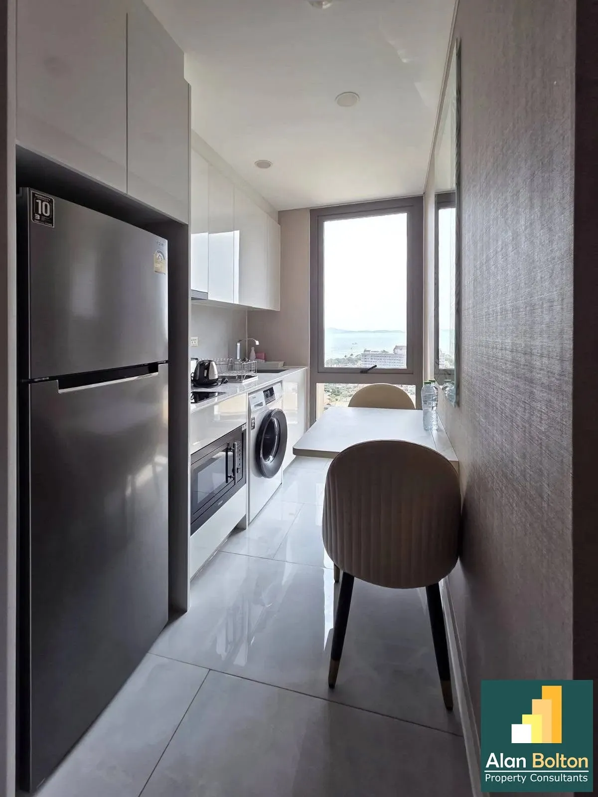 Hot Deal Copacabana for sale ขายคอนโคปาคาบาน่า เพียง 3.7 ล้านบาท photo 5