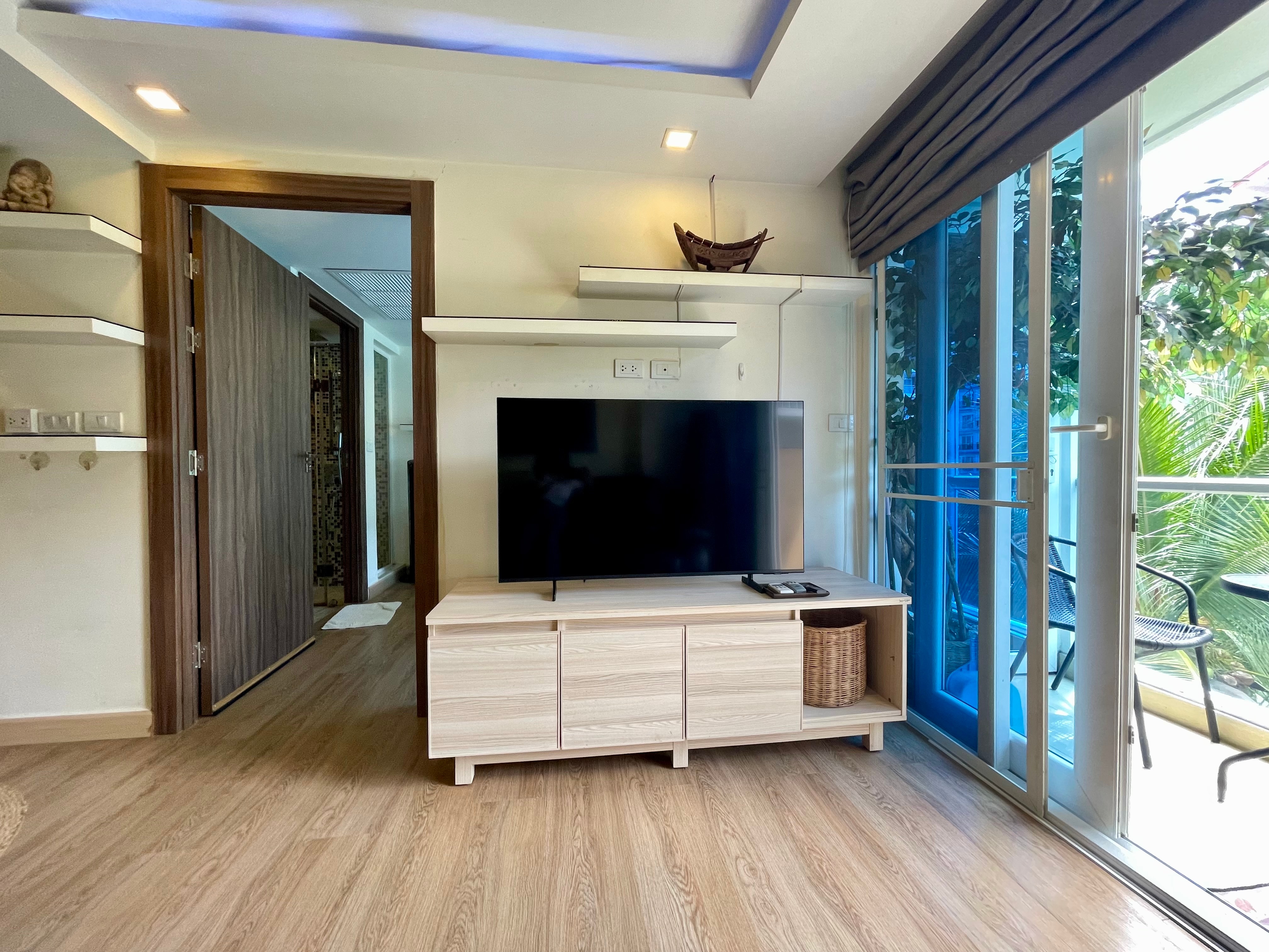 1 Bedroom In Grand Avenue Central Pattaya For Sale photo 23