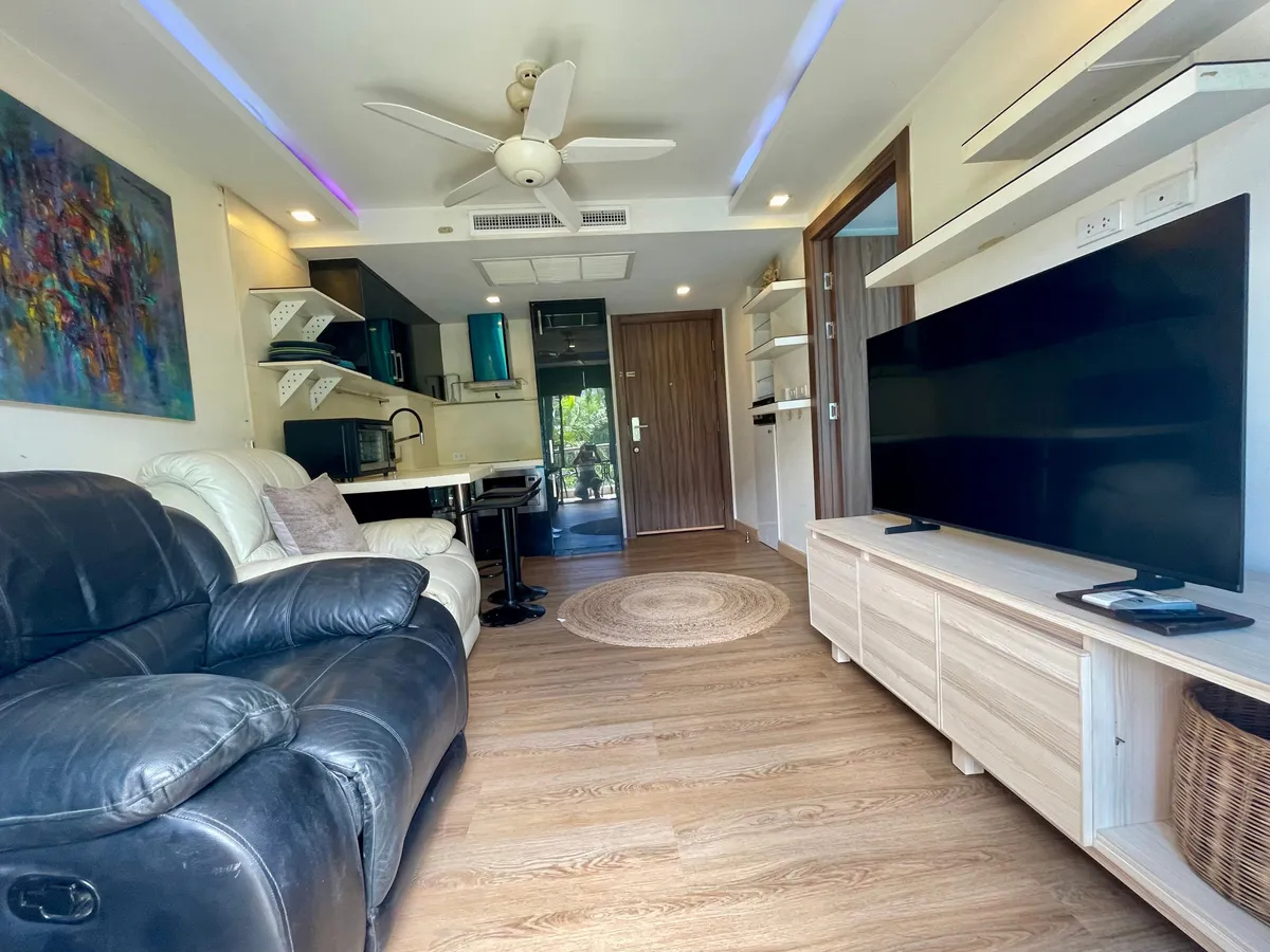 1 Bedroom In Grand Avenue Central Pattaya For Sale photo 16