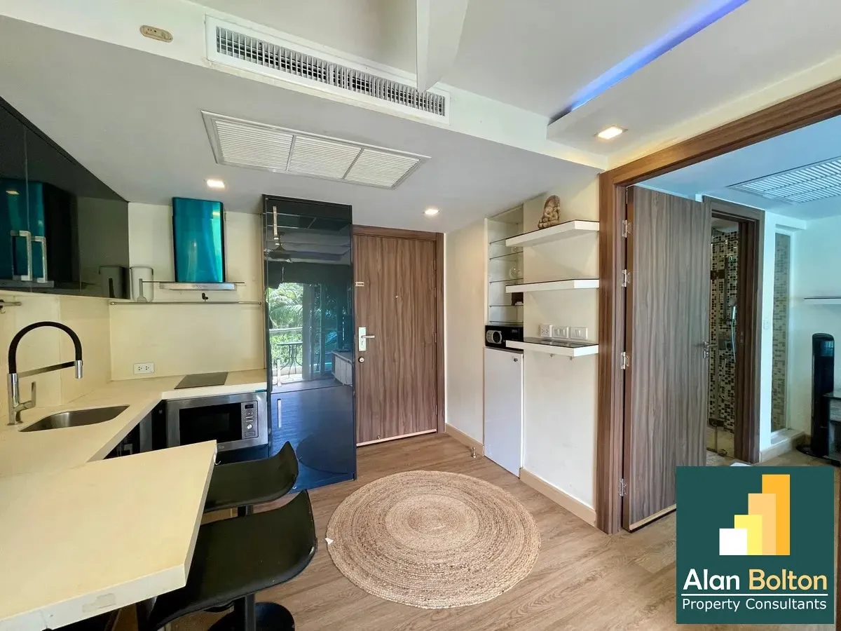 1 Bedroom In Grand Avenue Central Pattaya For Sale photo 10