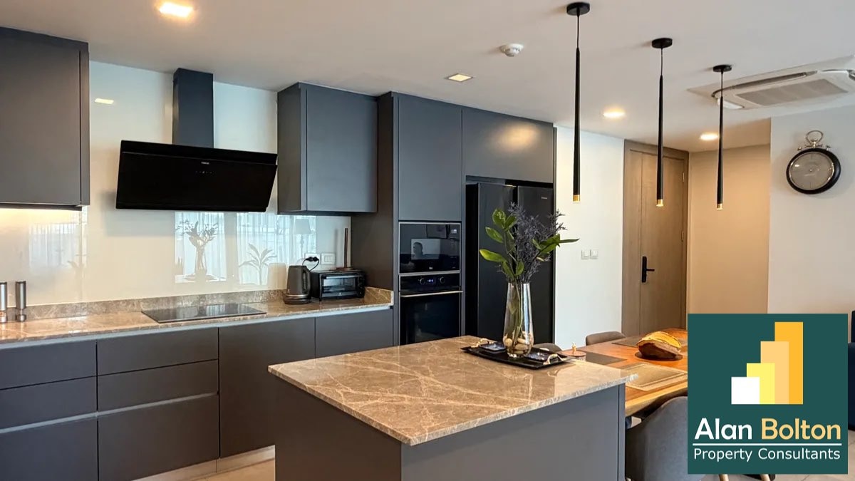 2 bedroom condo with private pool for sale in Serenity Residence photo 12