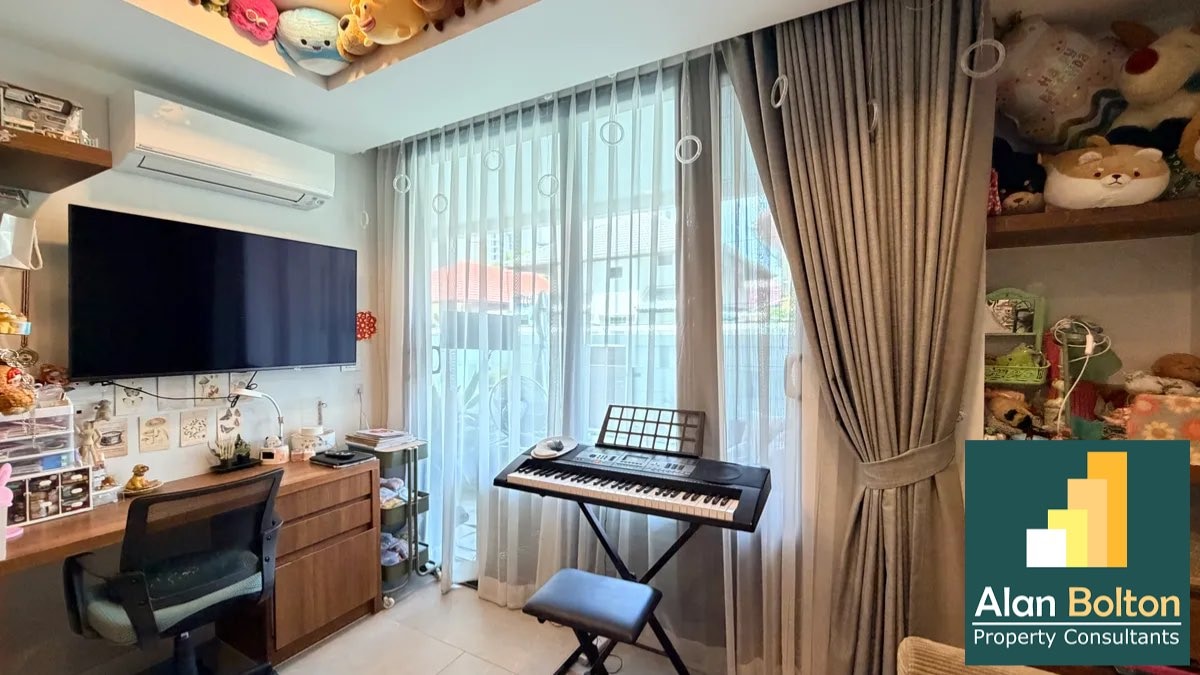 2 bedroom condo with private pool for sale in Serenity Residence photo 5