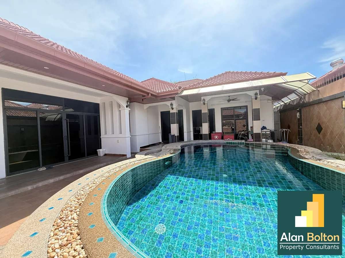 Pool villa 4 bedroom for rent