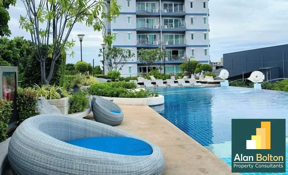 Coner garden view Studio 1 Bathroom in jomtien