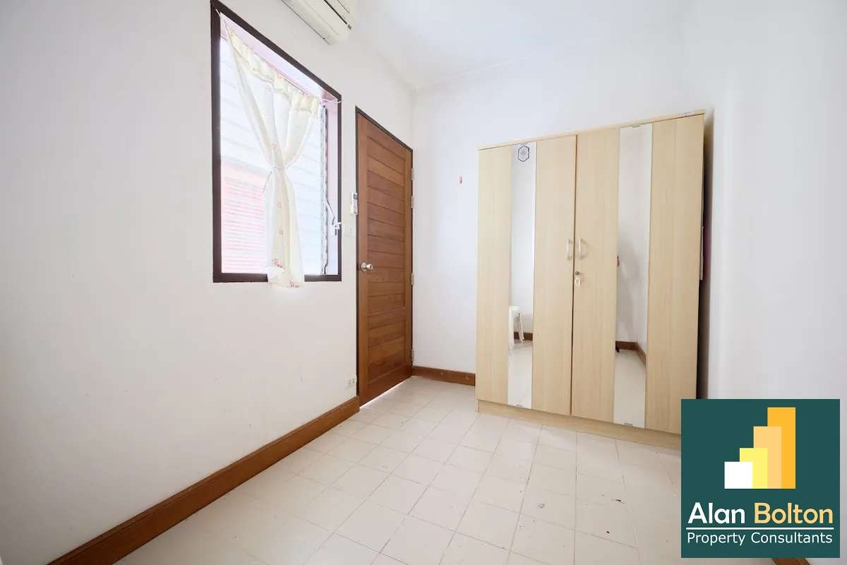Luxury Beachside Pool Villa 3 bedrooms 4 bathrooms in Baan Talay for SALE & RENT photo 20