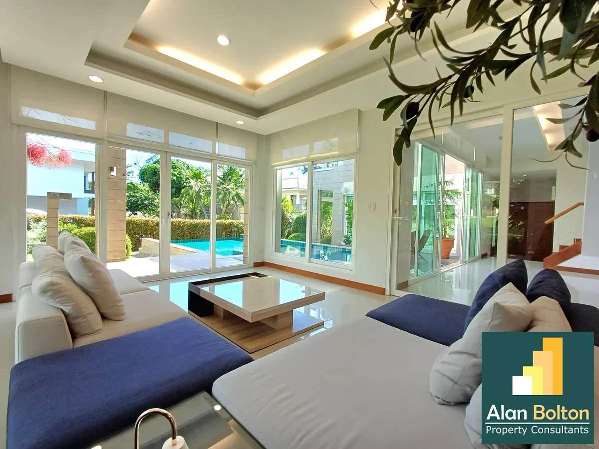 Luxury Beachside Pool Villa 3 bedrooms 4 bathrooms in Baan Talay for SALE & RENT photo 12