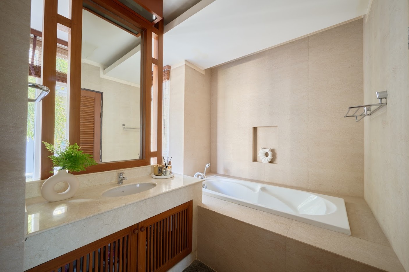 Luxury Beachside Pool Villa 3 bedrooms 4 bathrooms in Baan Talay for SALE & RENT photo 32