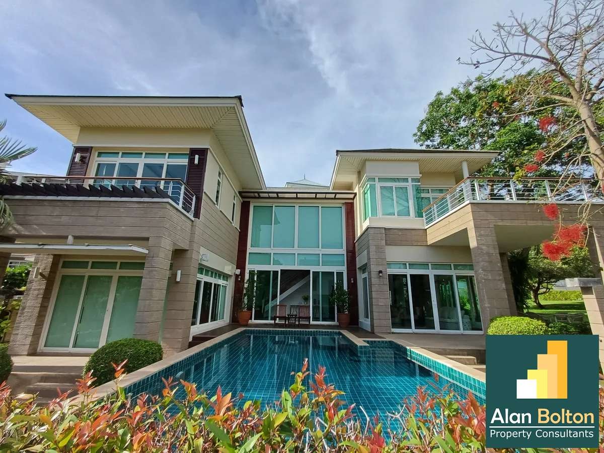 Luxury Beachside Pool Villa 3 bedrooms 4 bathrooms in Baan Talay for SALE & RENT photo 3