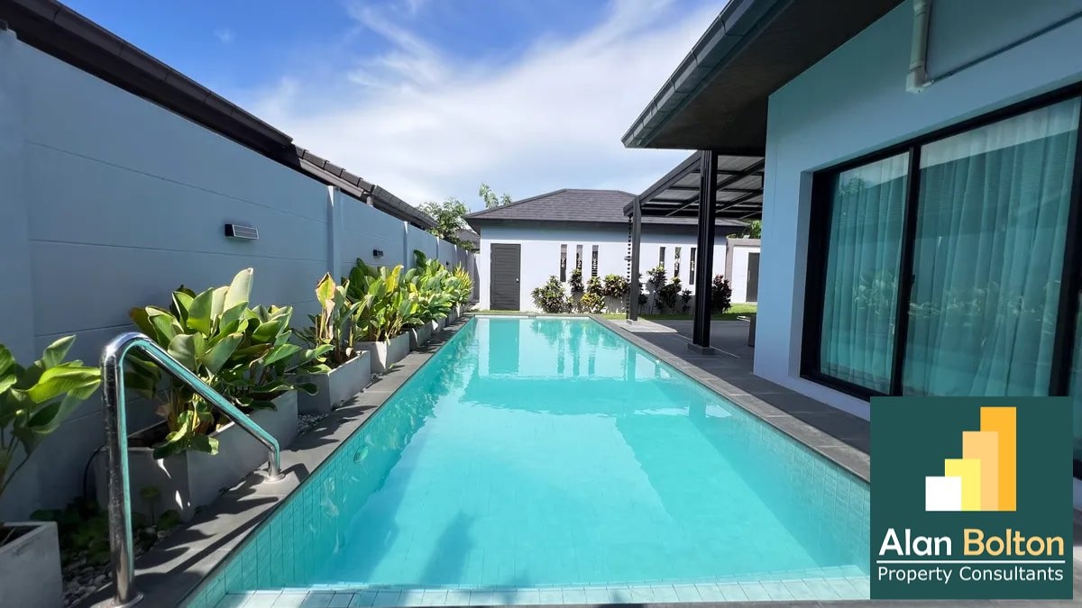 Luxury Pool villa 3 Bedrooms 3 Bathrooms in Huay yai photo 4