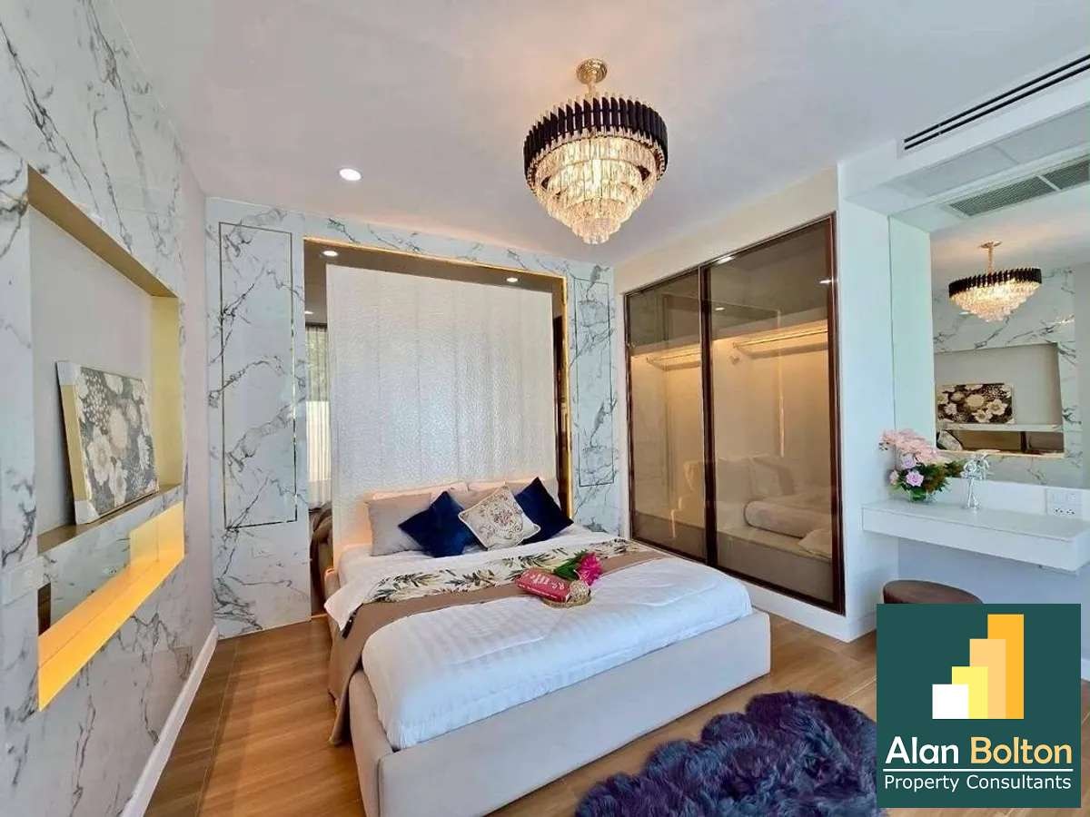 Pool villa 3 Bedrooms 3 Bathrooms in East Pattaya photo 8