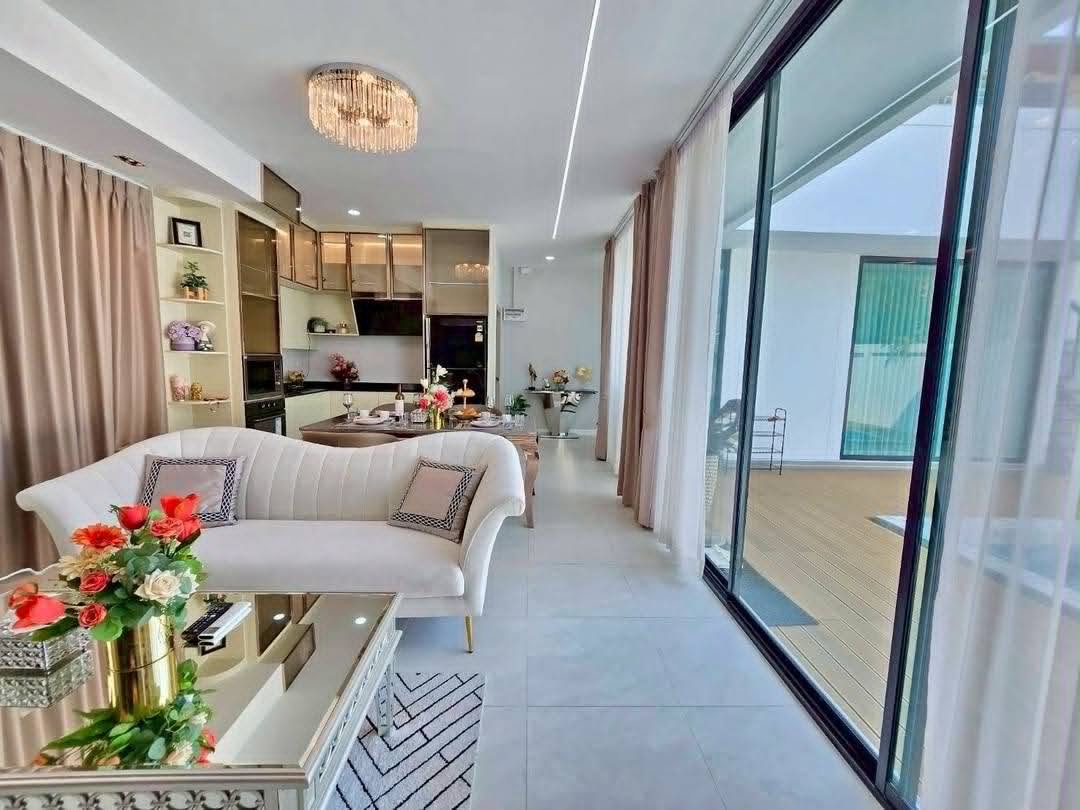 Pool villa 5 Bedrooms 3 Bathrooms in East Pattaya photo 36