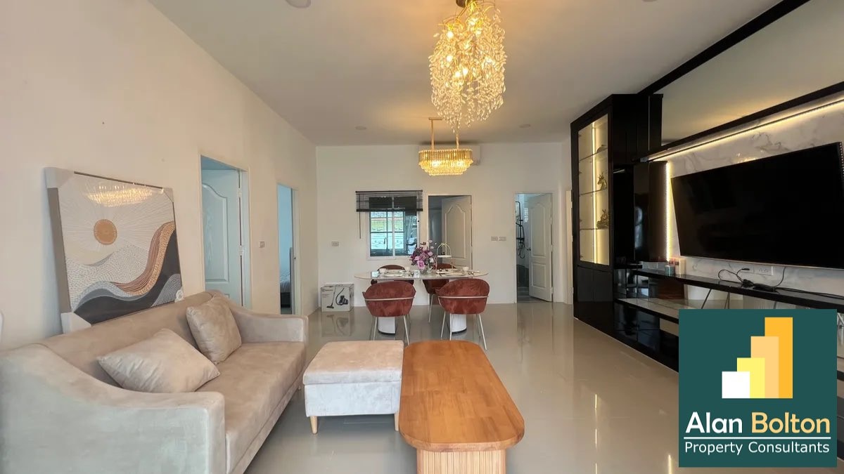 Pool villa 5 Bedrooms 3 Bathrooms in East Pattaya photo 5