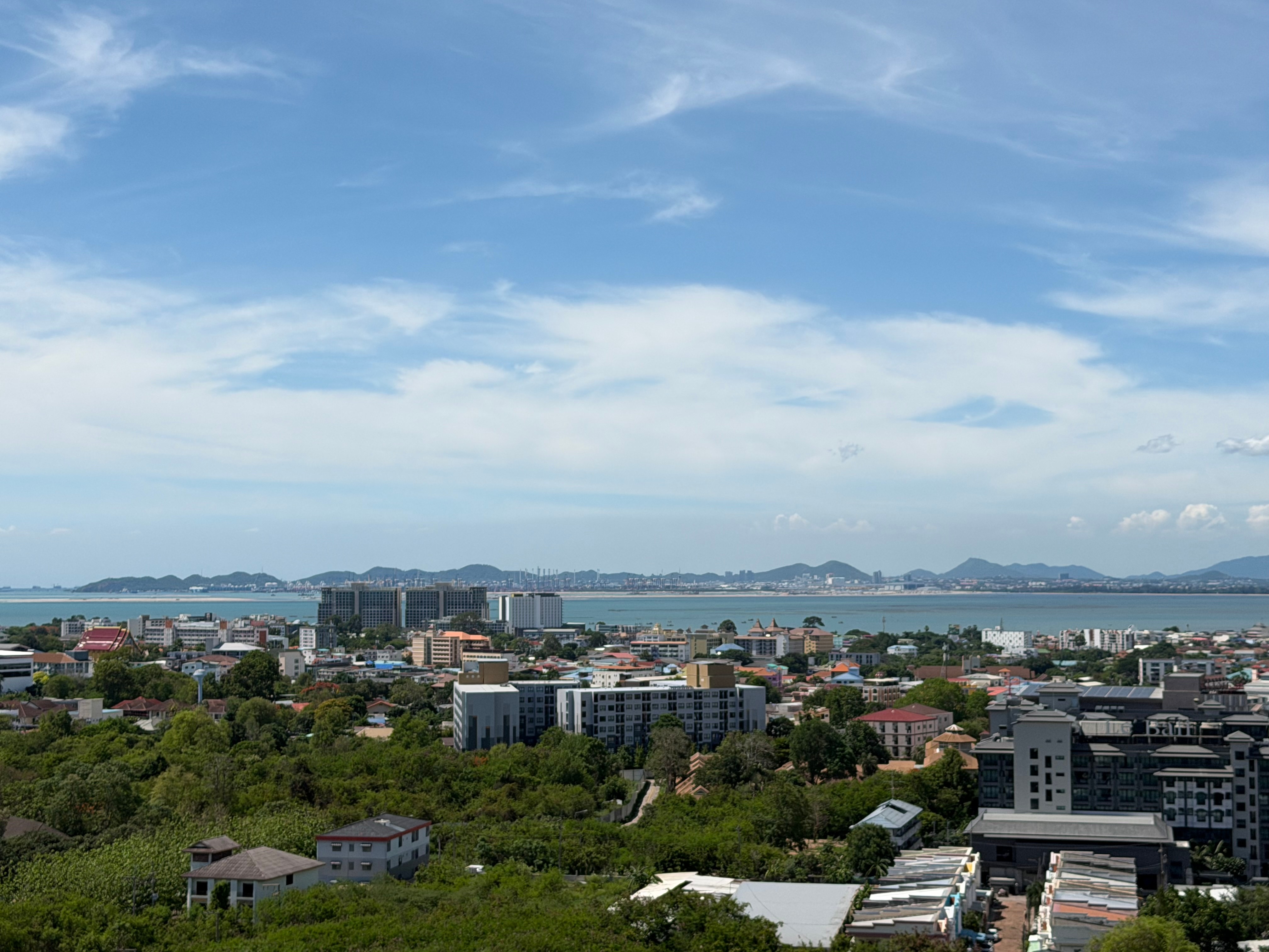 One bed Condo Near terminal 21 photo 13