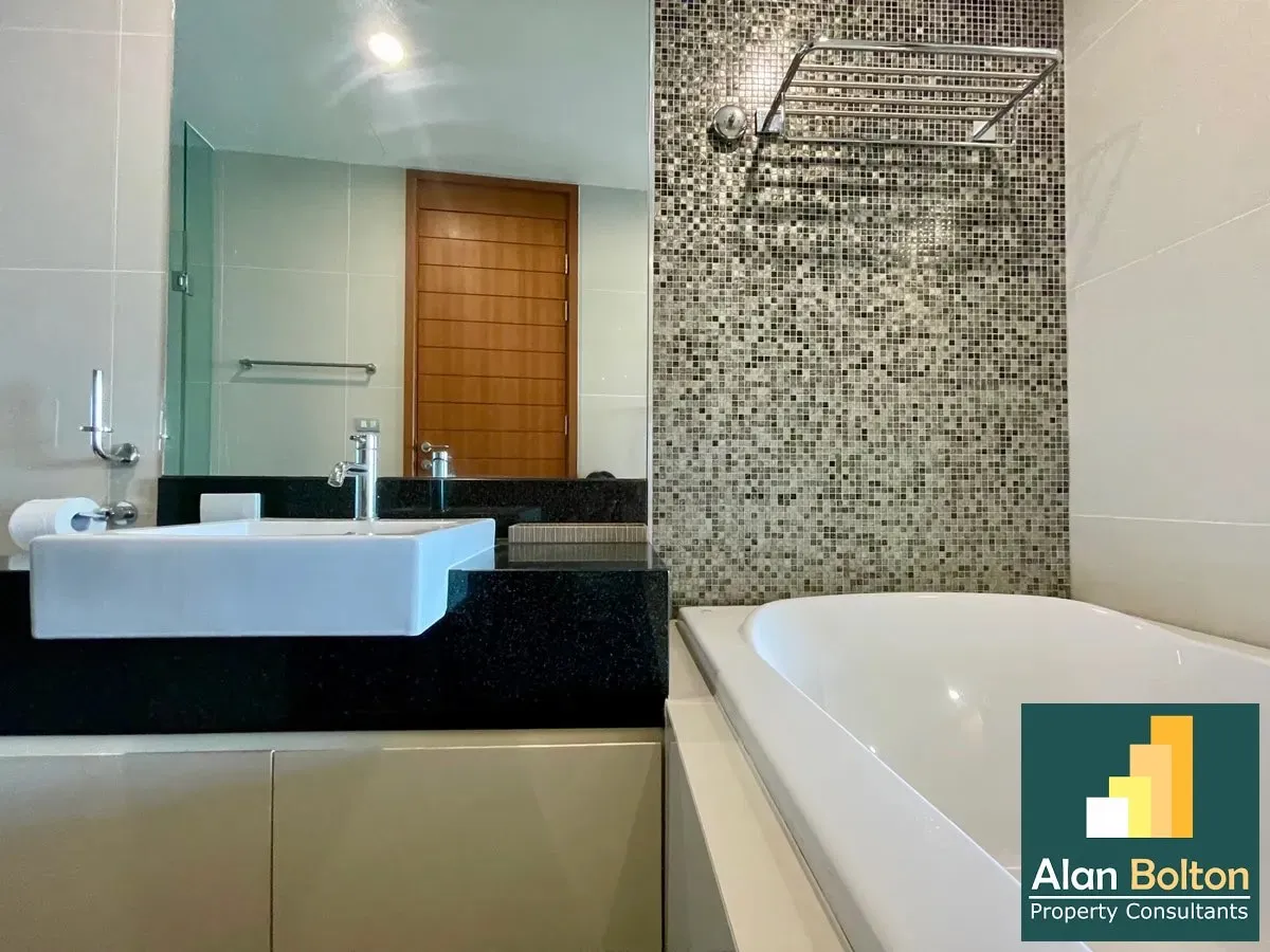 Movenpick Na Jomtien Pattaya Beach Front Condo For Sale photo 9