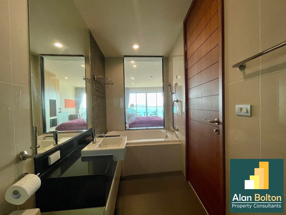 Movenpick Na Jomtien Pattaya Beach Front Condo For Sale photo 3