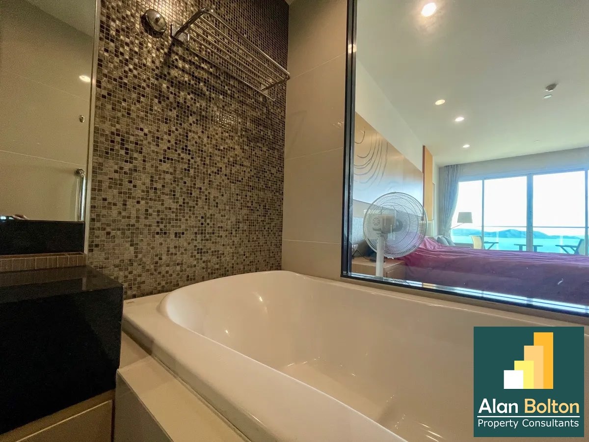 Movenpick Na Jomtien Pattaya Beach Front Condo For Sale photo 7
