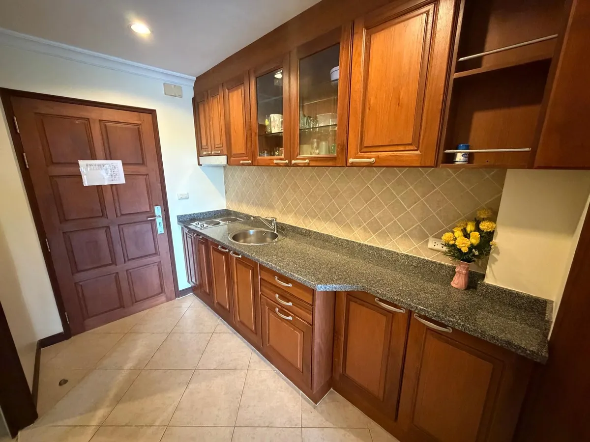One Bedroom Two Bathroom Condo in Na Jomtien photo 11