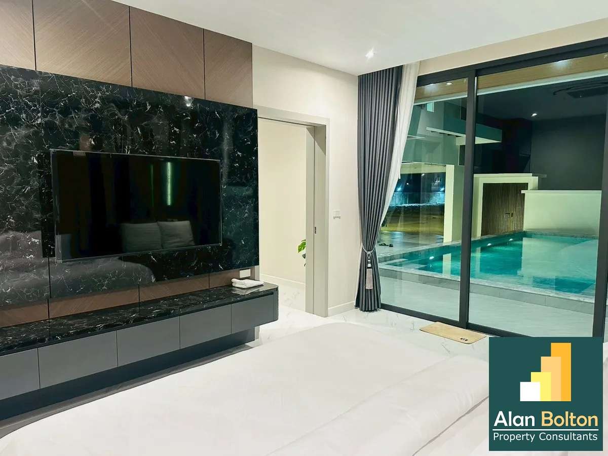 Luxury Pool Villa with Pet Friendly 4 bedrooms 5 bathrooms near Jomtien Beach for RENT photo 3