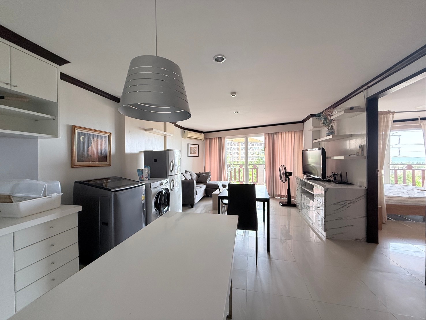 1 Bedroom 1 Bathroom for rent photo 17