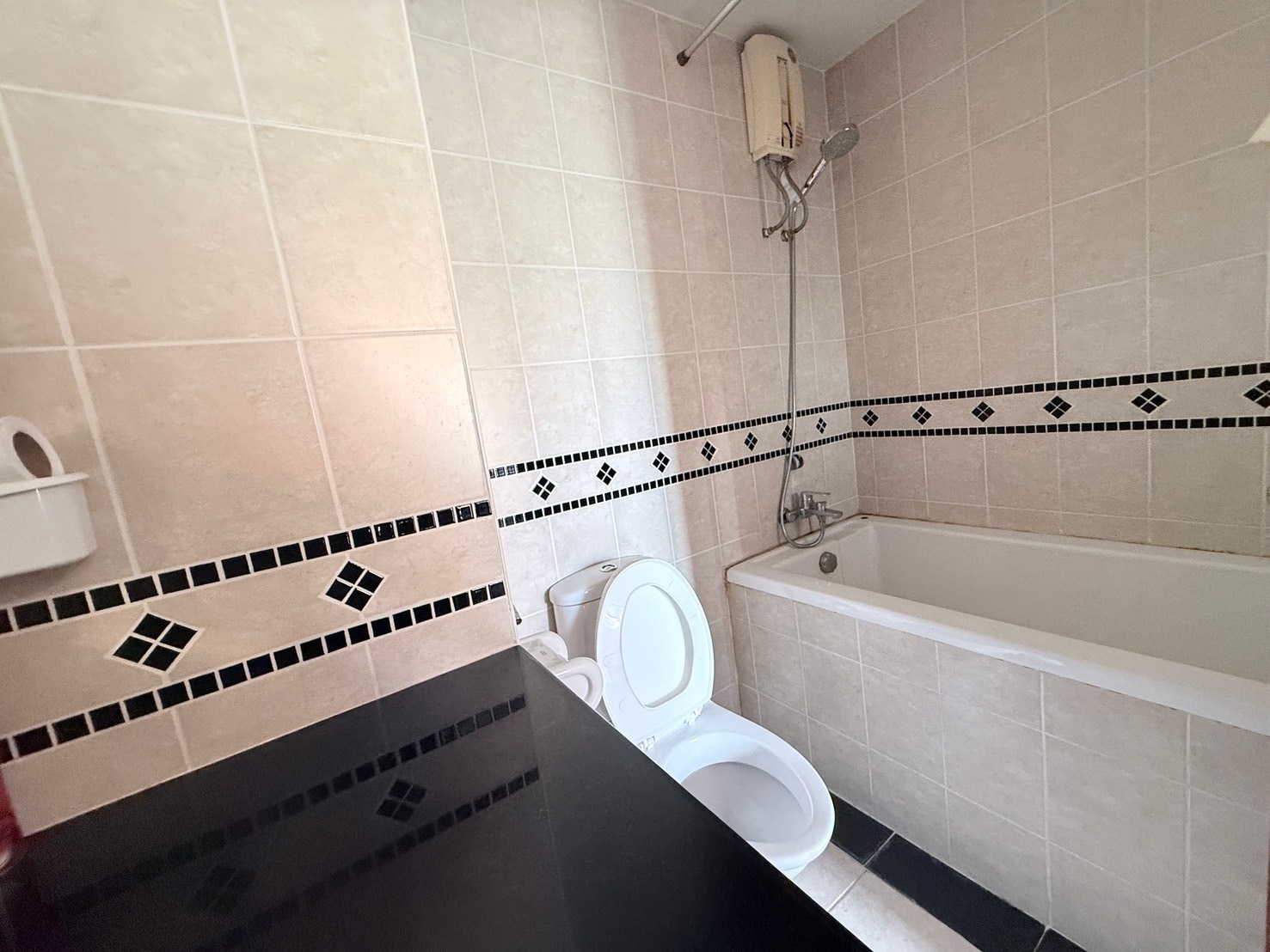 1 Bedroom 1 Bathroom for rent photo 12
