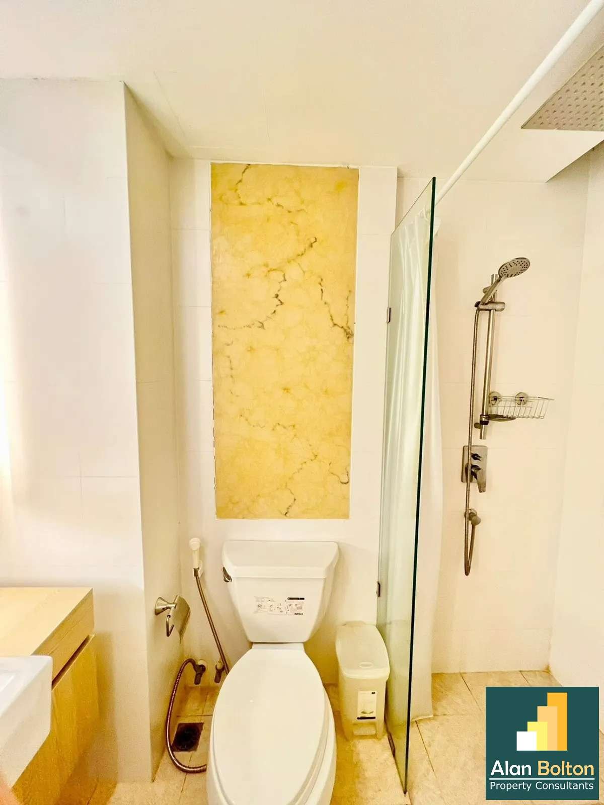 1 Bedroom 1 Bathroom for rent photo 8