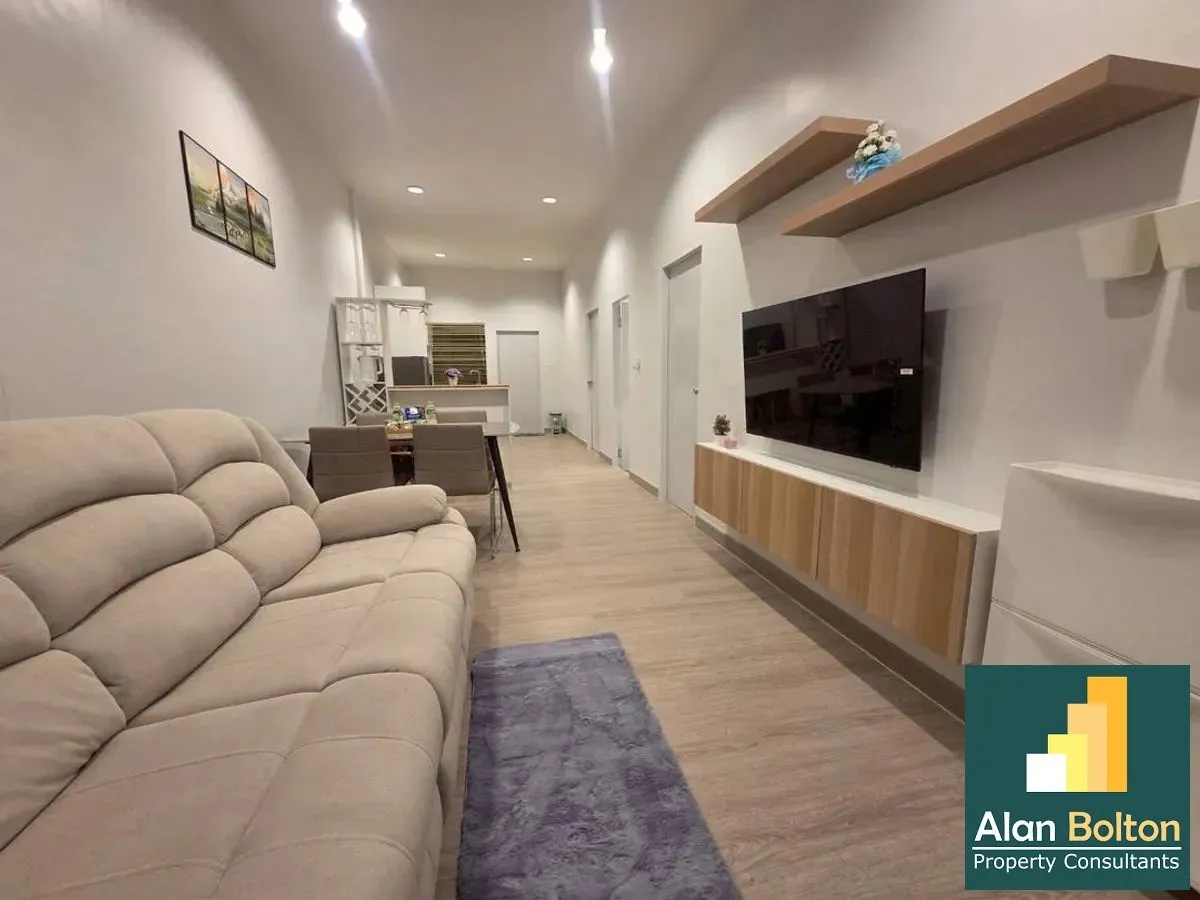 Corner house 2 Bedrooms 2 Bathrooms in East Pattaya photo 20