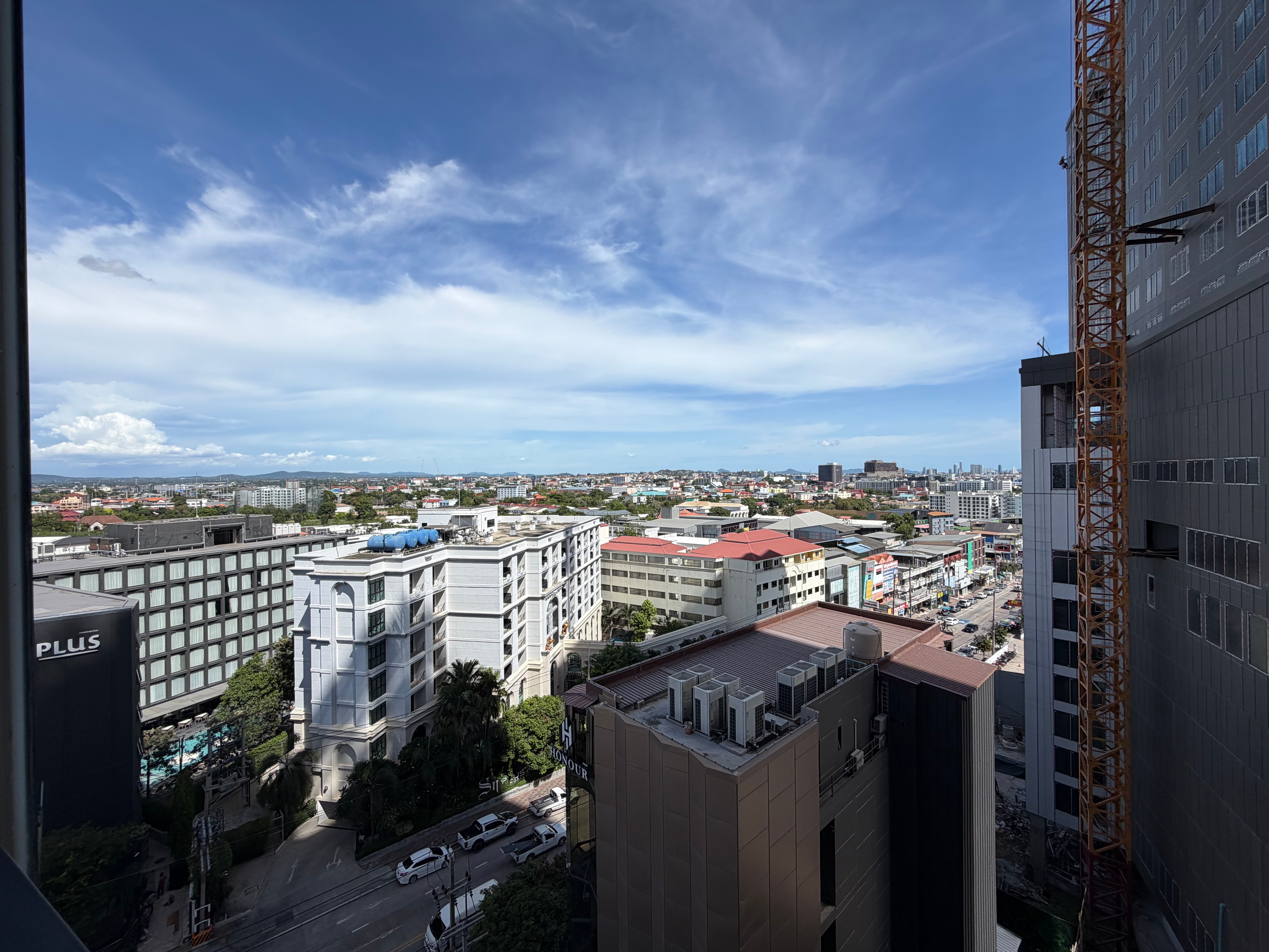 Corner Unit available for Rent In North Pattaya photo 11