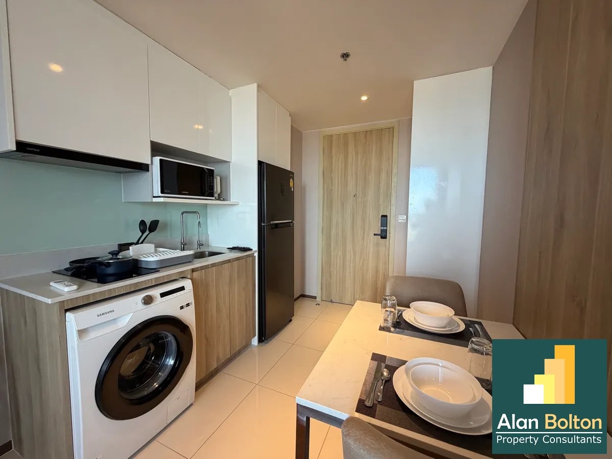 Corner Unit available for Rent In North Pattaya photo 2