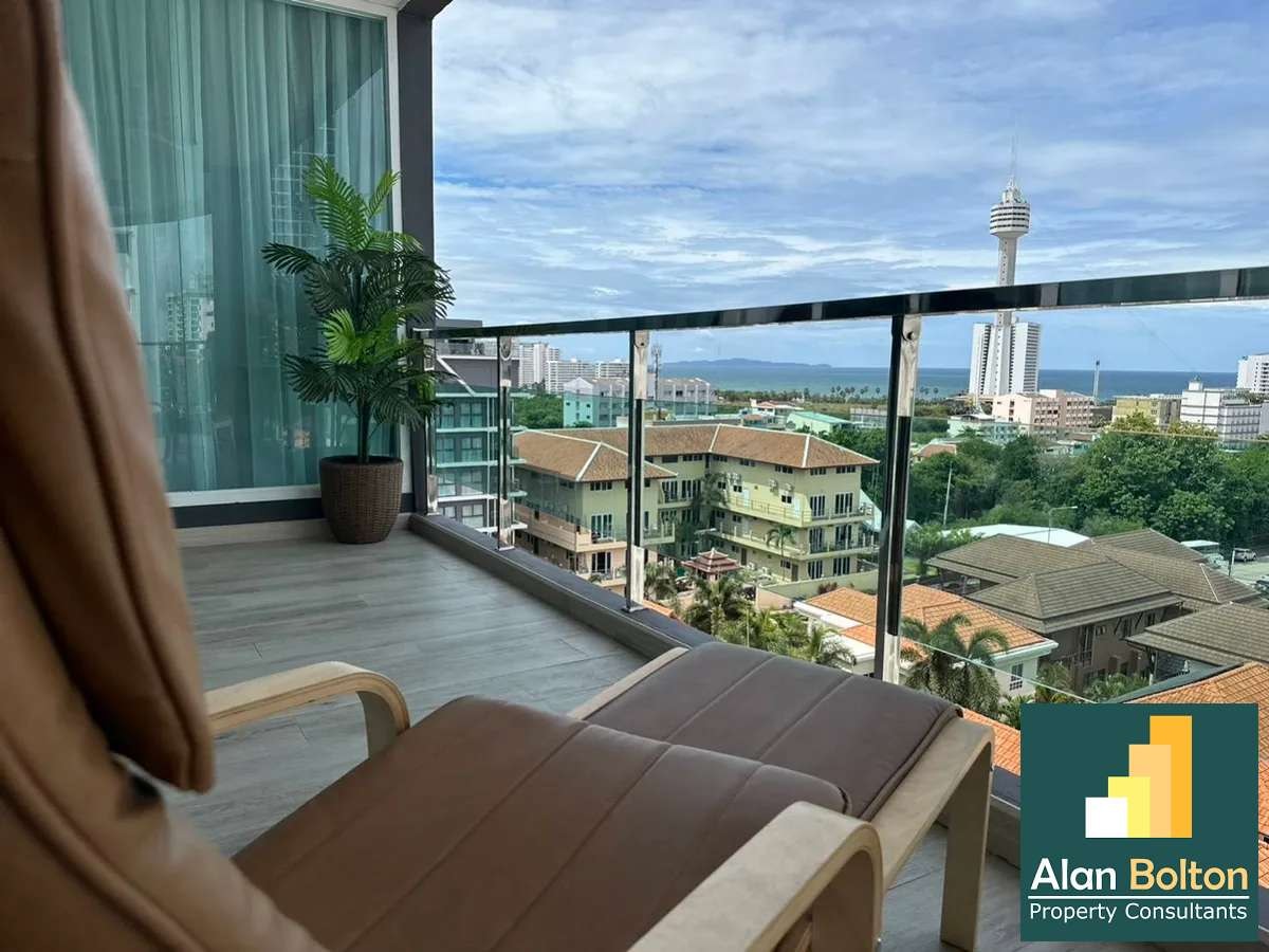 Newly Renovated Brand New Sea View 2 bedrooms 2 bathroom in Tropicana Condo for SALE