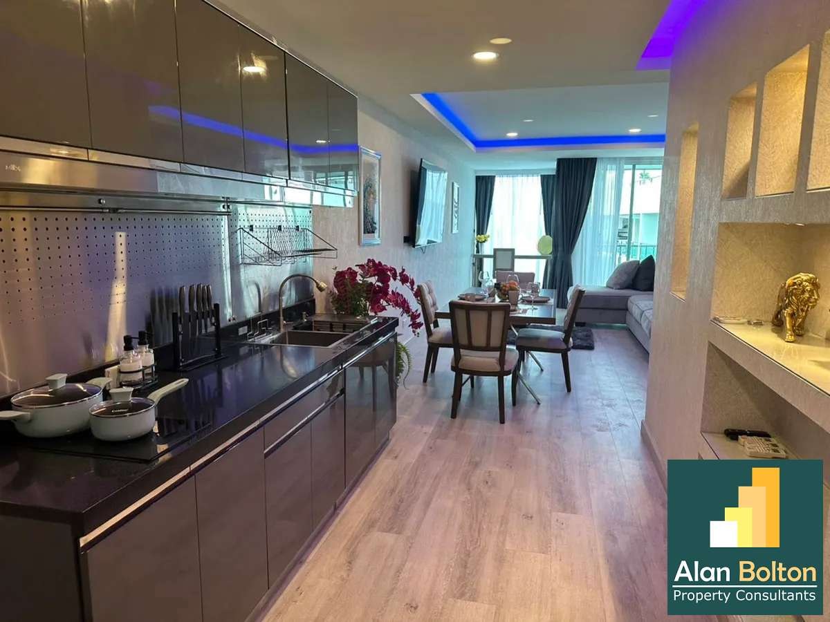 Newly Renovated Brand New Sea View 2 bedrooms 2 bathroom in Tropicana Condo for SALE photo 4