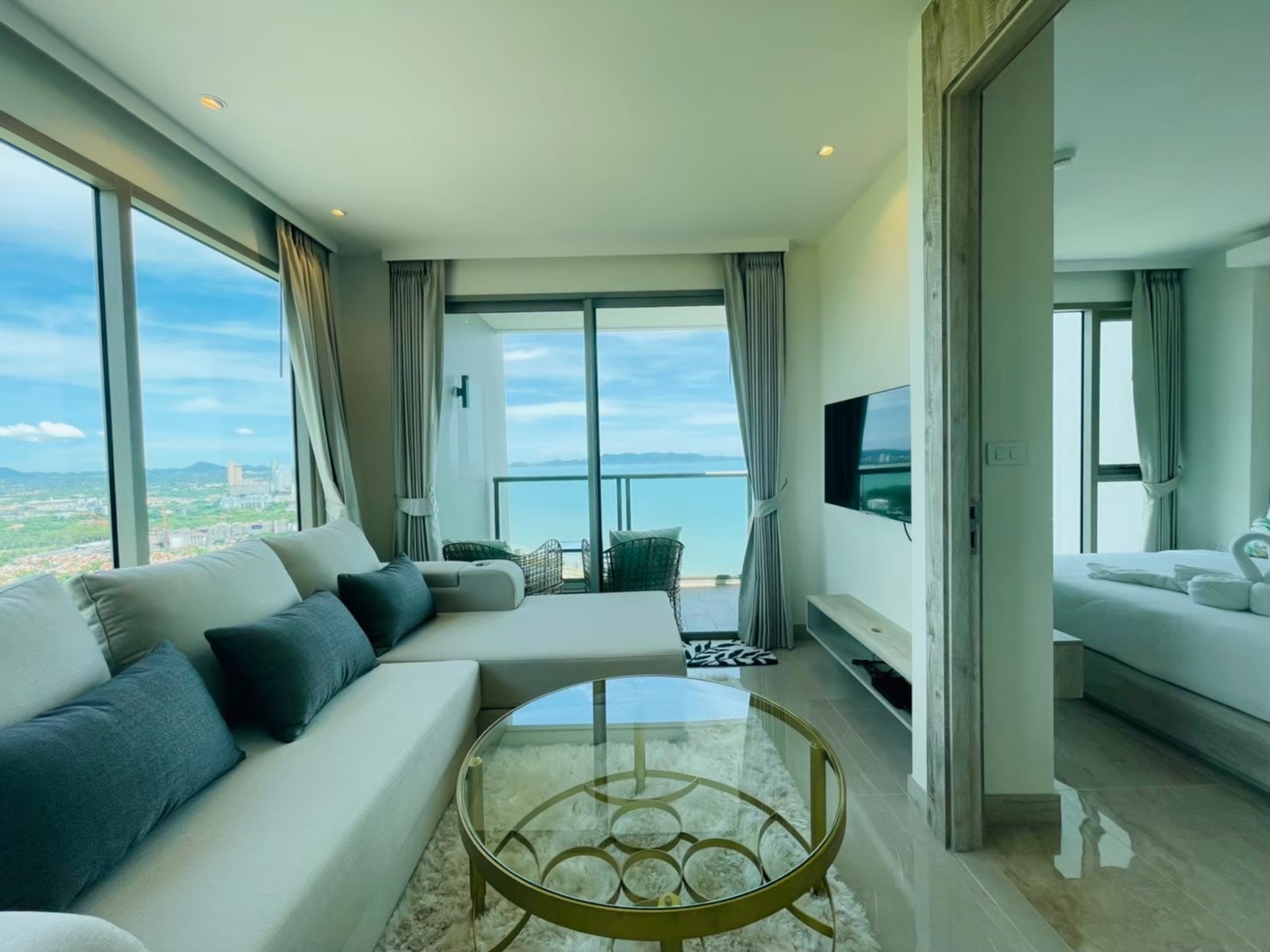 Newly Renovated Brand New Sea View 2 bedrooms 2 bathroom in Tropicana Condo for SALE photo 22