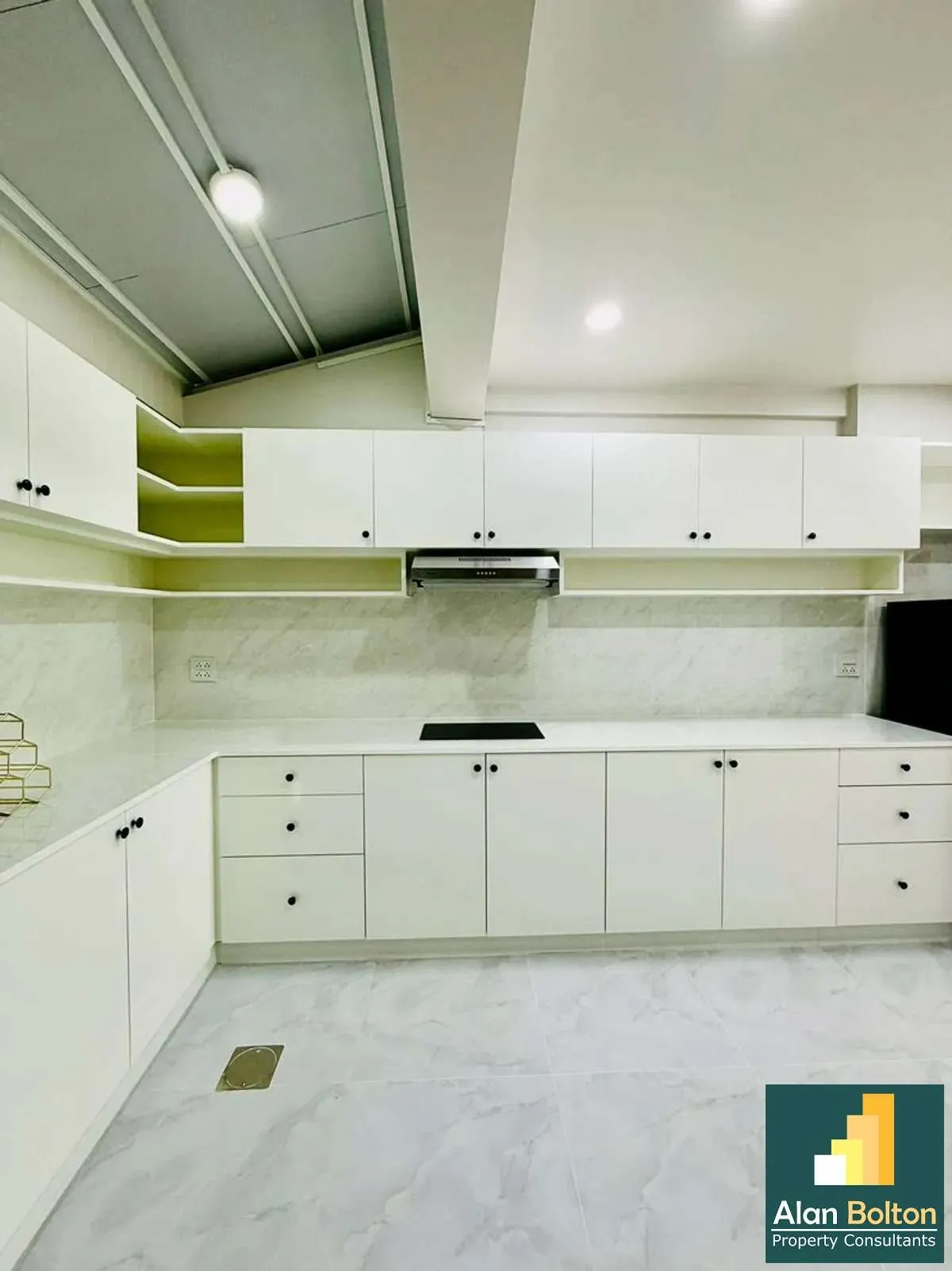 Newly renovated house for sale In East Pattaya photo 6