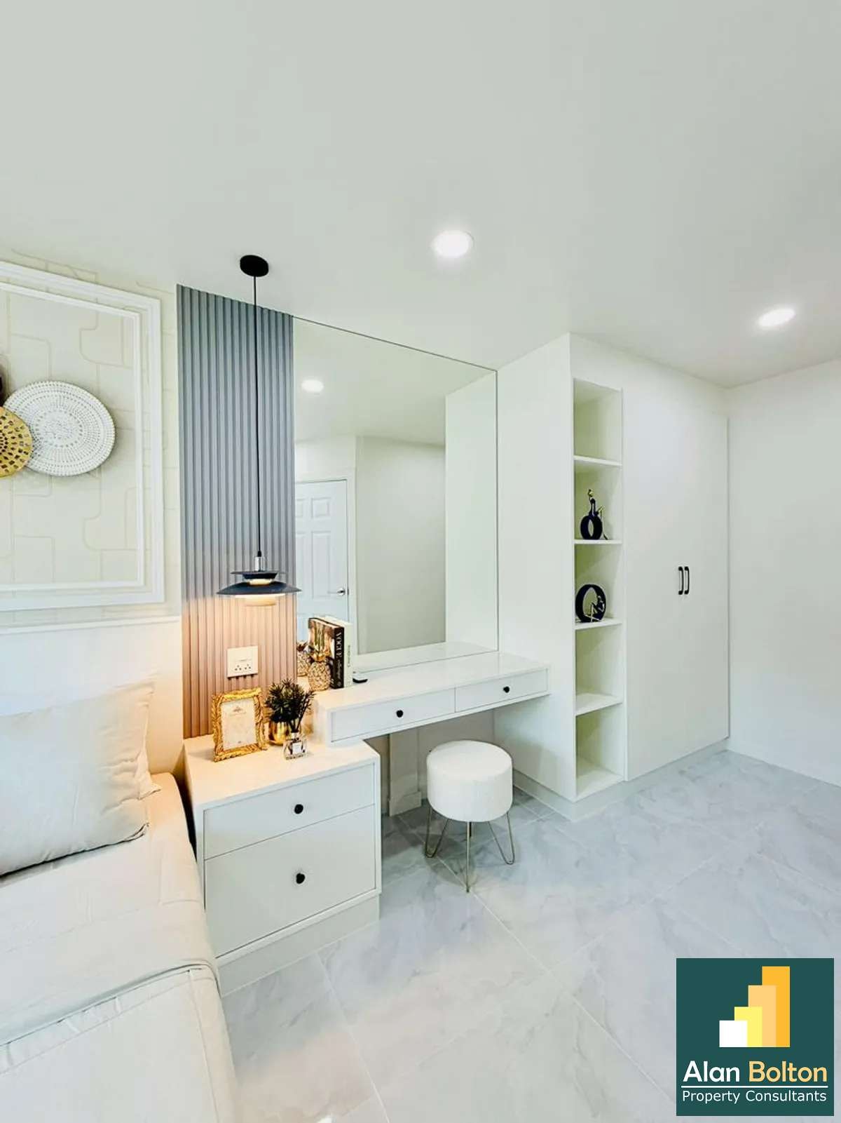 Newly renovated house for sale In East Pattaya photo 8