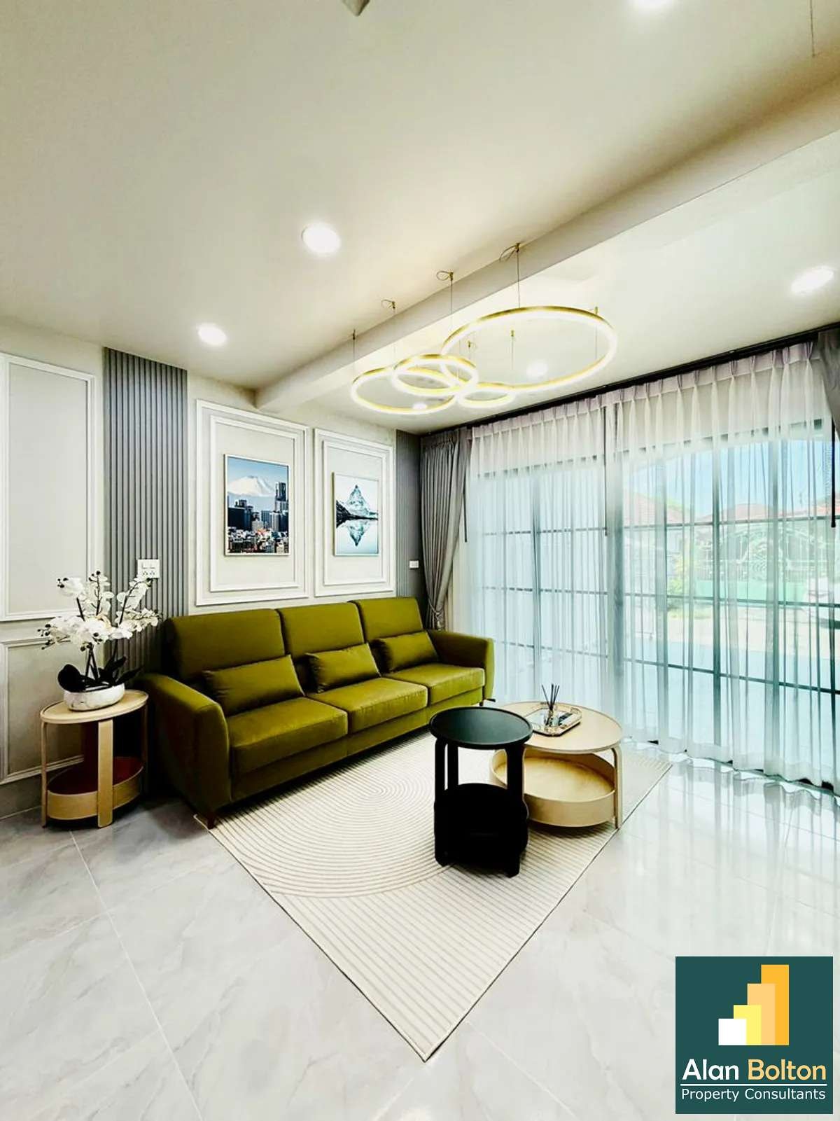 Newly renovated house for sale In East Pattaya photo 12