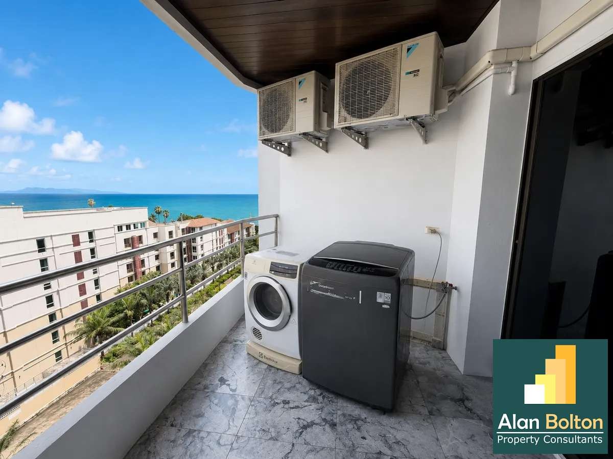 Large Beachfront Ocean View Studio Condo For Sale In Jomtien photo 10