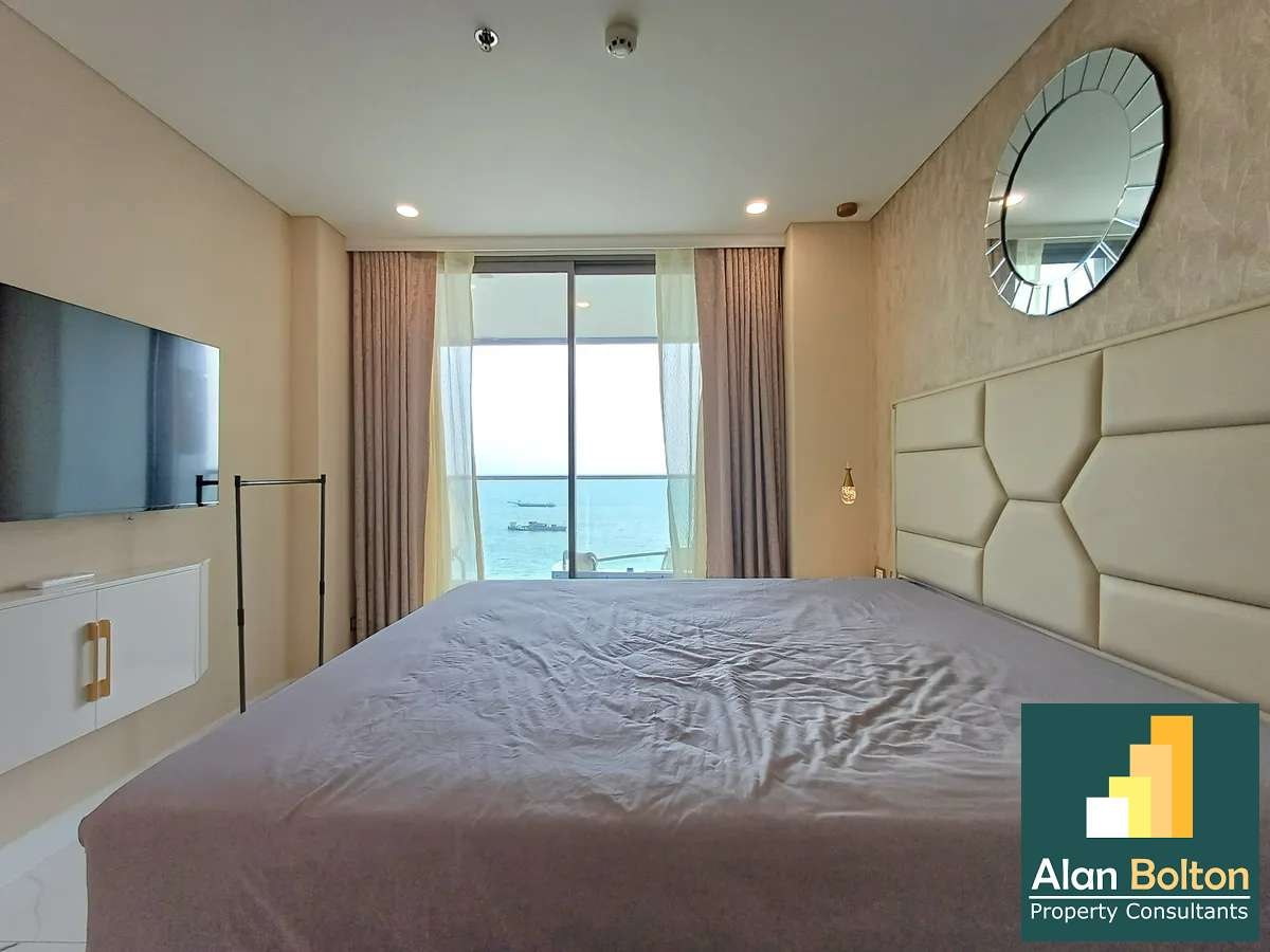 Stunning Sea View beachfront 2 beds 2 baths in Copacabana Beach Jomtien for RENT photo 14