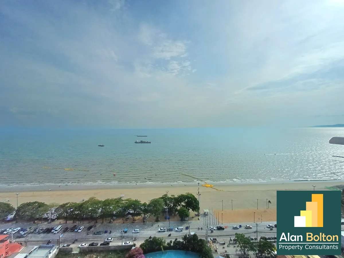 Stunning Sea View beachfront 2 beds 2 baths in Copacabana Beach Jomtien for RENT