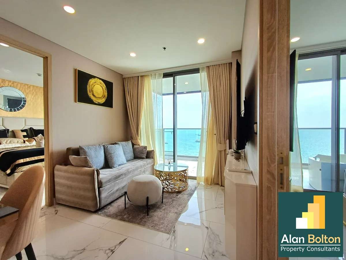 Stunning Sea View beachfront 2 beds 2 baths in Copacabana Beach Jomtien for RENT photo 8