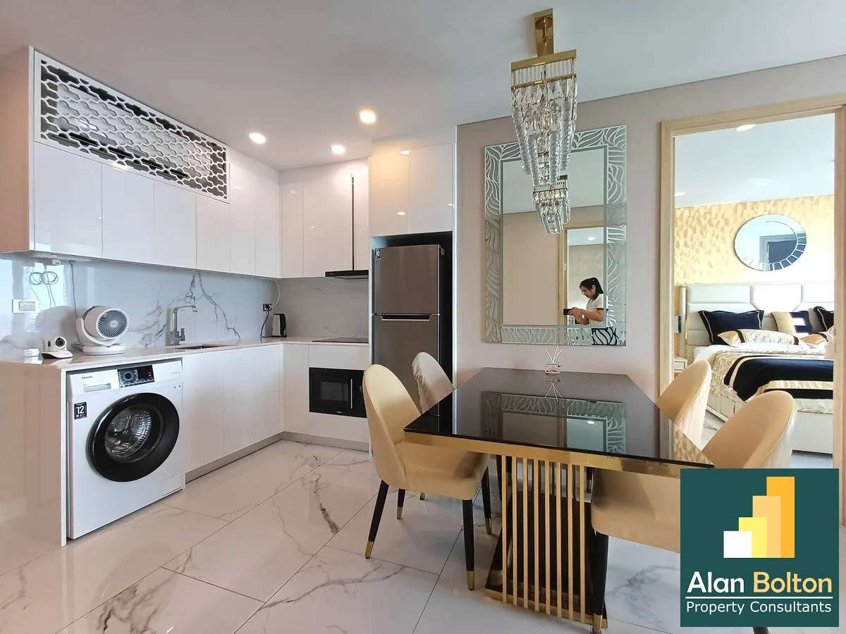 Stunning Sea View beachfront 2 beds 2 baths in Copacabana Beach Jomtien for RENT photo 9