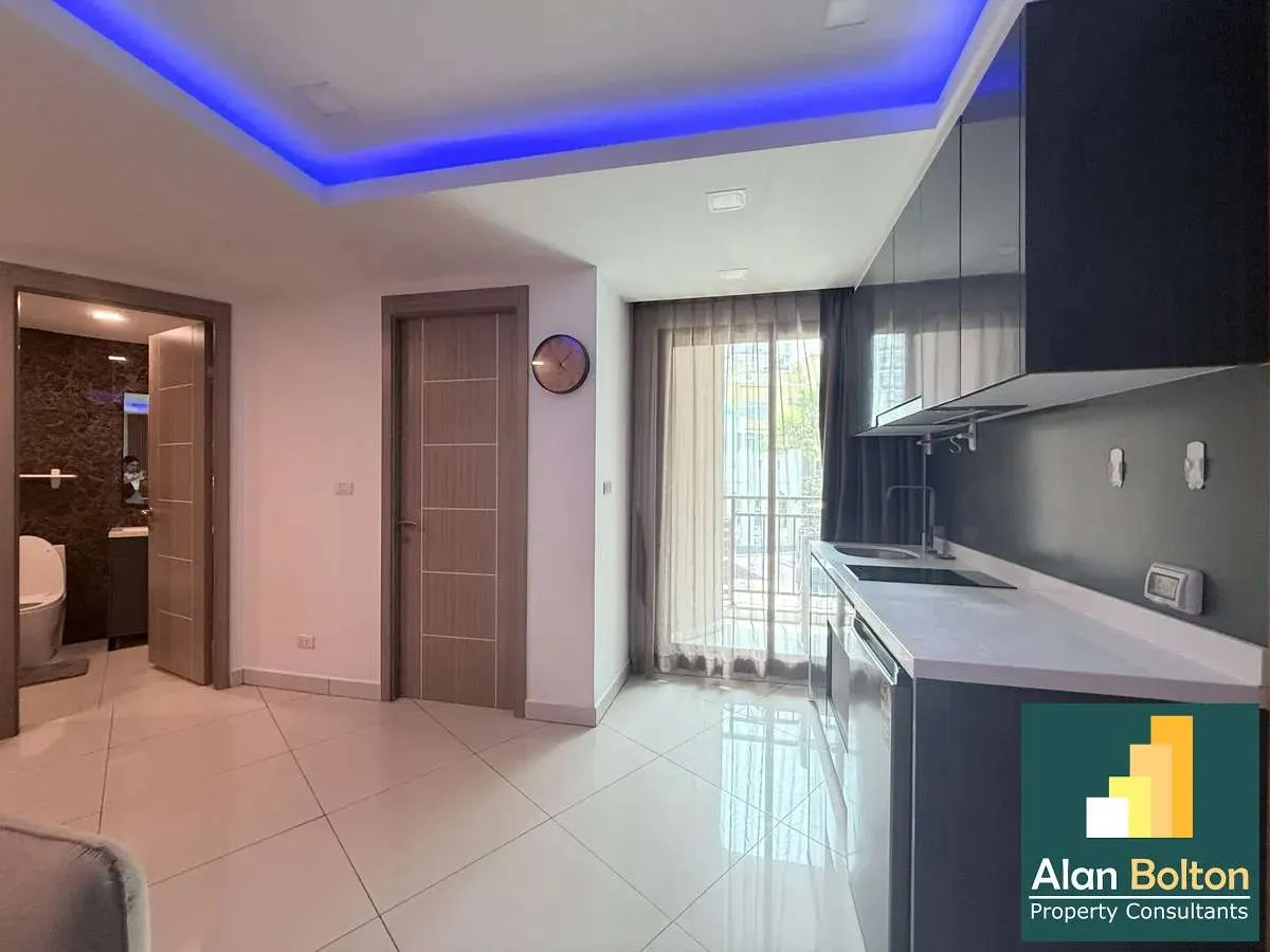 1 Bedroom and 1 Bathroom for rent photo 2